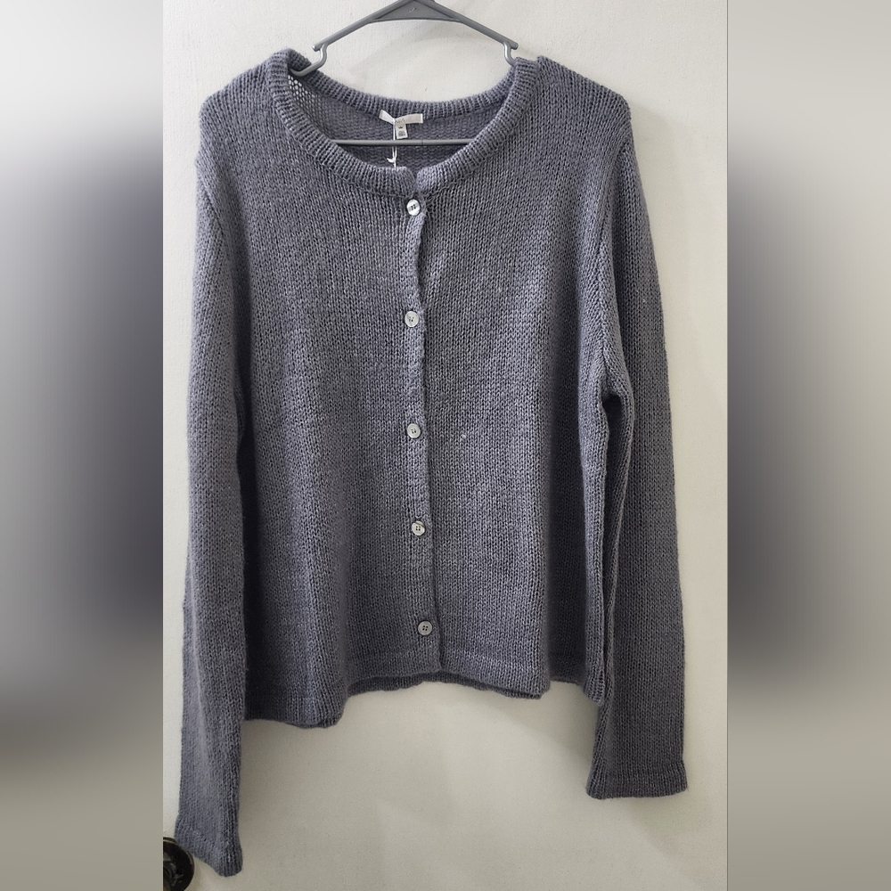 New NIA Classic‎ Women's Gray Button-Front Knit Cardigan, Size Small.